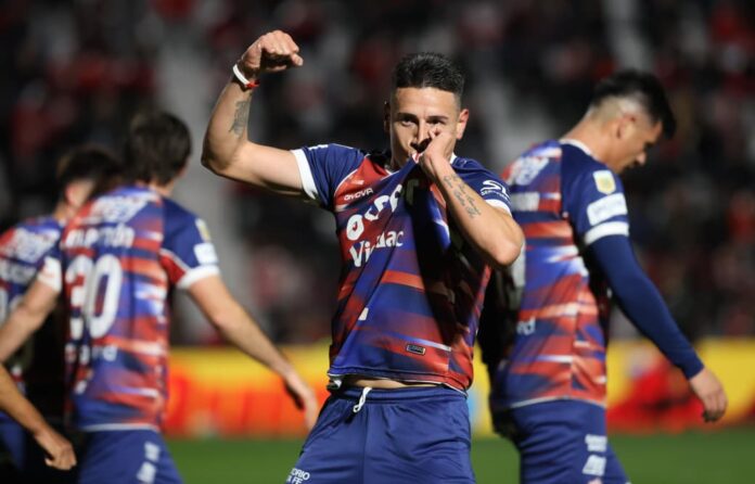 unión mauricio martínez Unión goleó a Instituto en Córdoba y cortó una racha de 10 meses sin ganar como visitante